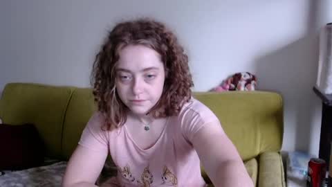 Snapshot of strawberrylotsacake chatting on June 2026 11:48:01 AM Strawberrylotsacake online show from June 2026 11:48:01 AM