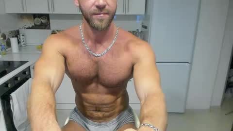 Strong Arni online show from February 2025 07:52:01 PM