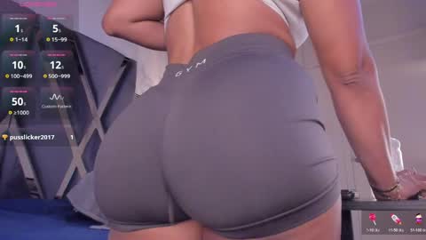 Snapshot of strong_girl_ chatting on May 2026 11:06:01 AM Alexa online show from May 2026 11:06:01 AM