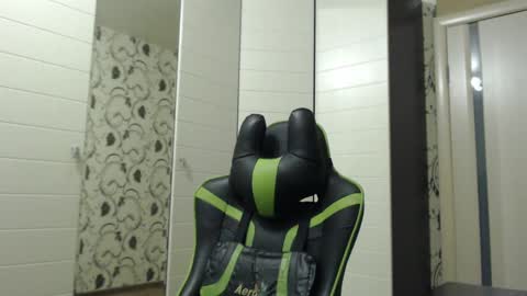 Alex online show from February 2025 02:49:01 PM