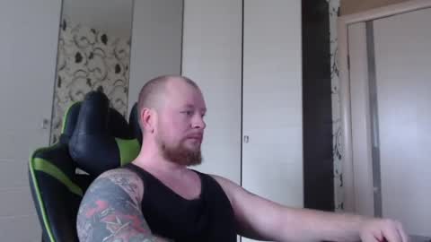 Snapshot of strongass18 chatting on April 2026 09:34:02 AM Alex online show from April 2026 09:34:02 AM