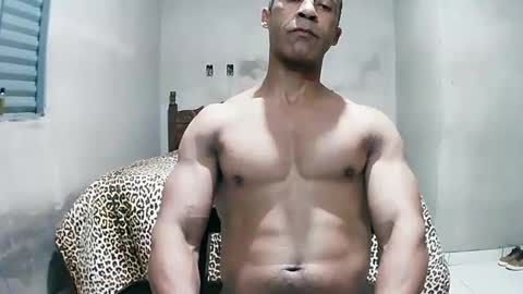 strongdaddyfantastic online show from April 2026 12:11:02 AM