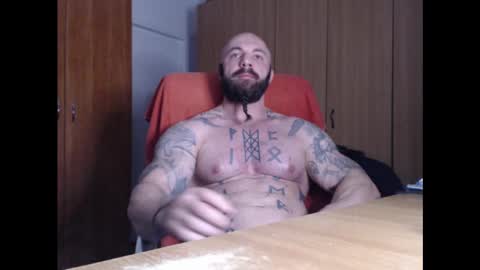 Snapshot of strongivan chatting on February 2025 05:05:01 AM StrongIvan online show from February 2025 05:05:01 AM