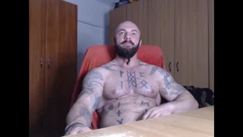 Snapshot of strongivan chatting on February 2025 05:04:02 AM StrongIvan online show from February 2025 05:04:02 AM