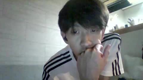 Snapshot of sttkm chatting on May 2026 04:37:02 PM Asian boy online show from May 2026 04:37:02 PM