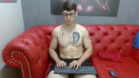 stuart_white online show from October 2025 01:42:02 PM