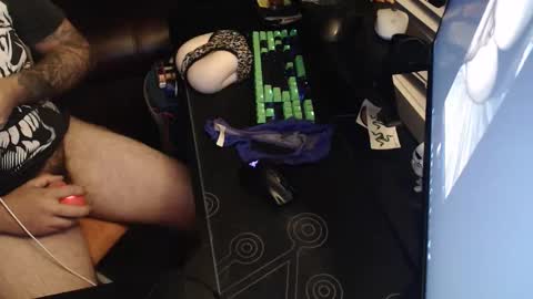 stud69861714 online show from October 2025 06:43:01 AM