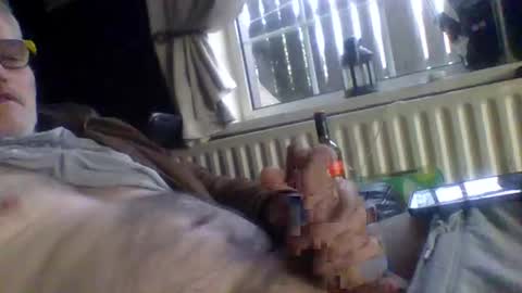 Snapshot of stud_1975 chatting on December 2024 09:03:01 AM stud_1975 online show from December 2024 09:03:01 AM