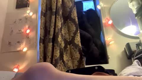 stxllaxcx online show from April 2026 07:51:02 PM