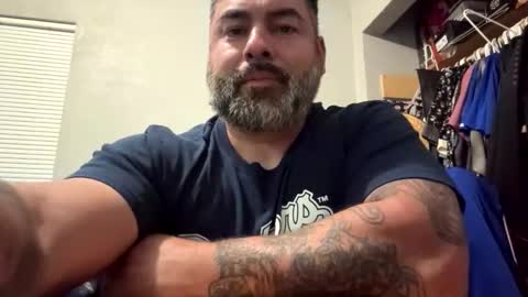 suavecito67 online show from December 2025 03:02:02 AM