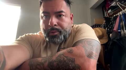 suavecito67 online show from December 2025 05:53:01 PM