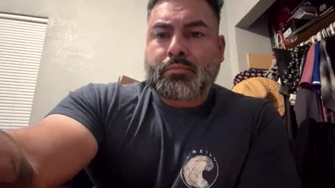 suavecito67 online show from December 2025 02:42:02 AM