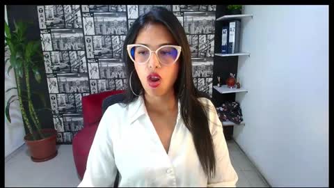 sub_scarlett_ online show from February 2026 08:48:02 PM