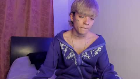 nico online show from March 2026 08:25:02 PM