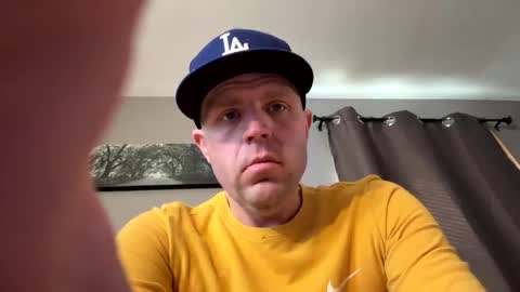 Snapshot of submissivebrett381 chatting on February 2026 06:15:02 PM submissivebrett381 online show from February 2026 06:15:02 PM