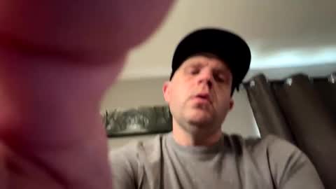 Snapshot of submissivebrett381 chatting on June 2026 03:49:01 PM submissivebrett381 online show from June 2026 03:49:01 PM