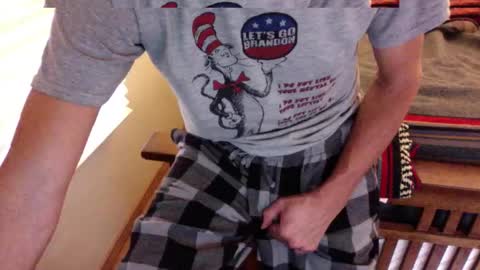 Submitted4u online show from November 2025 05:06:02 PM