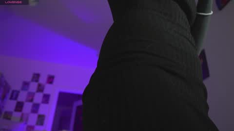 succubus_66 online show from December 2024 10:35:02 AM