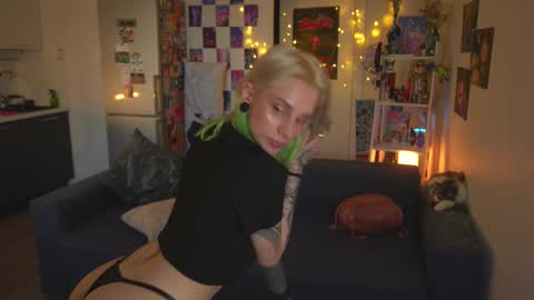 succubus_66 online show from March 2025 02:32:02 PM