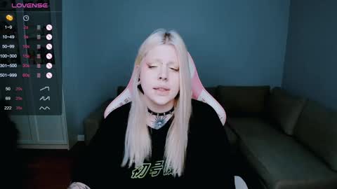 Snapshot of succubus_leslie chatting on December 2024 11:32:01 AM succubus_leslie online show from December 2024 11:32:01 AM