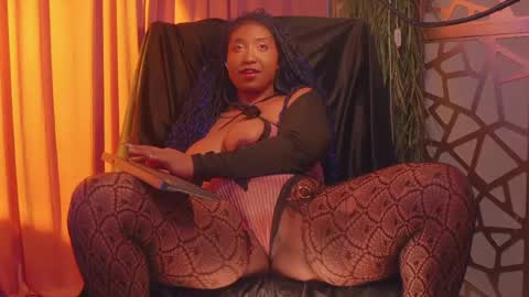 Snapshot of succubus_rosemilk chatting on May 2026 01:56:02 AM Succubus RoseMilk online show from May 2026 01:56:02 AM