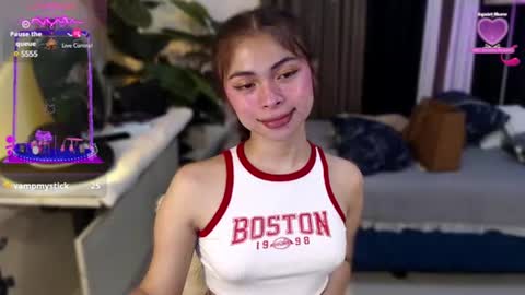 Snapshot of suckablechick chatting on January 2025 07:53:01 AM Marry online show from January 2025 07:53:01 AM