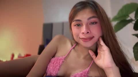 Snapshot of suckablechick chatting on November 2025 05:34:01 PM Marry online show from November 2025 05:34:01 PM