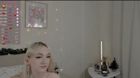 sue_everett online show from December 2024 12:38:02 PM