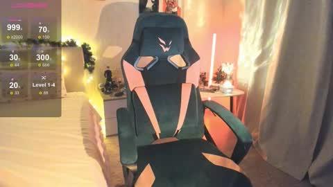 sue_everett online show from February 2025 06:33:01 PM