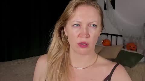 sugamomy online show from October 2025 12:26:01 AM