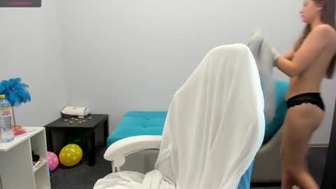 Ariana online show from December 2025 02:19:01 AM