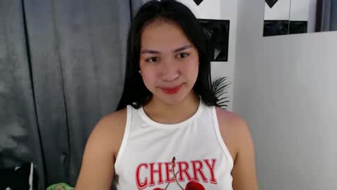 Snapshot of sugar_chloe17 chatting on September 2025 06:29:02 PM sugar_chloe17 online show from September 2025 06:29:02 PM