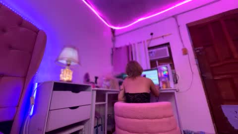 Snapshot of sugar_hally chatting on May 2026 09:12:02 PM your ultimate goddess online show from May 2026 09:12:02 PM