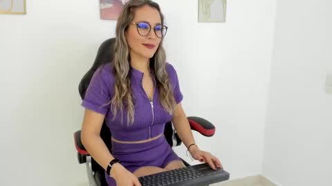 sugar_milff online show from December 2024 05:51:02 PM