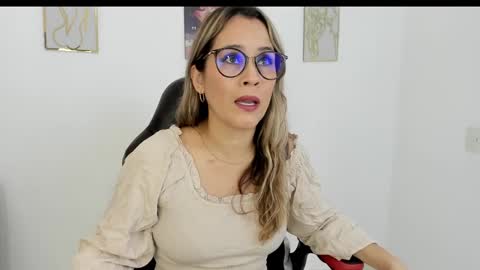 sugar_milff online show from March 2025 01:56:02 PM