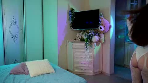 Rikki online show from November 2025 10:10:02 PM