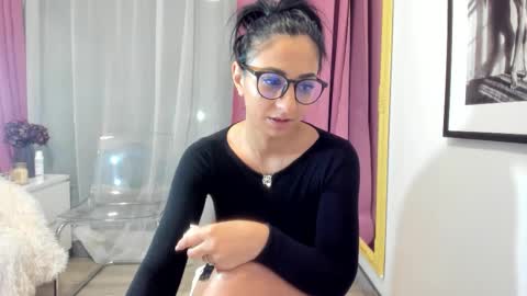 Magda online show from December 2025 06:26:02 PM