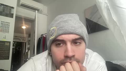 Snapshot of sugargay222 chatting on March 2025 06:18:01 PM Sugar online show from March 2025 06:18:01 PM