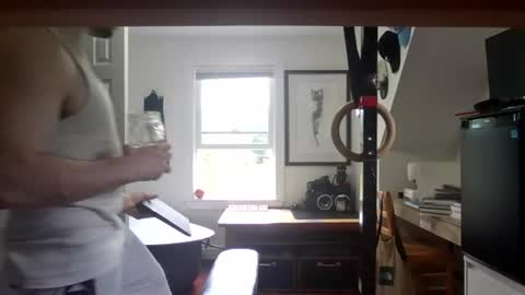 Snapshot of sugargay222 chatting on June 2026 10:47:02 PM Sugar online show from June 2026 10:47:02 PM