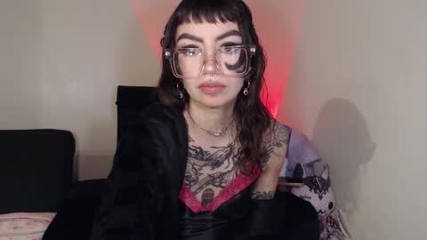 sugarthekitten online show from November 2025 06:39:03 AM