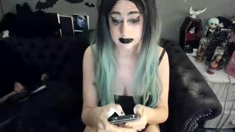 Sugary online show from October 2025 06:43:02 AM