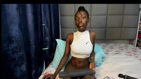 suhaila_suu online show from January 2025 12:17:02 AM