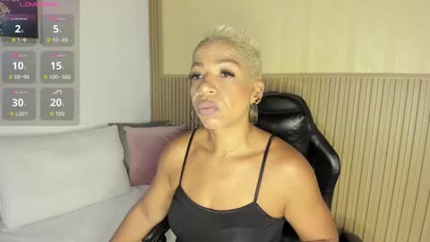 Summer online show from October 2025 11:51:02 AM