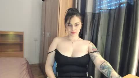 Summer online show from June 2026 06:40:01 PM