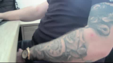 Snapshot of sun_is_dark chatting on April 2026 02:40:02 PM Luka online show from April 2026 02:40:02 PM