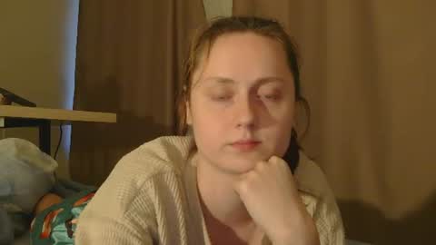 Snapshot of sun_sparkle chatting on June 2026 06:58:01 PM Olivia online show from June 2026 06:58:01 PM