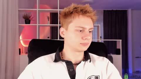 Snapshot of sunburn_boy chatting on June 2026 05:50:02 PM Emilio online show from June 2026 05:50:02 PM