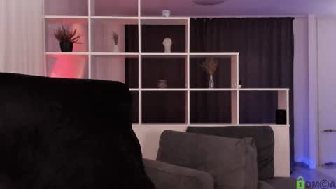 Snapshot of sunburn_boy chatting on July 2026 06:43:02 AM Emilio online show from July 2026 06:43:02 AM