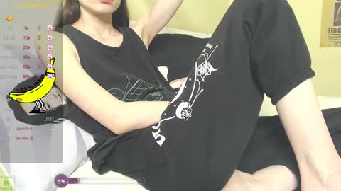 Snapshot of sundragon_ chatting on February 2025 11:26:02 PM Vicky online show from February 2025 11:26:02 PM