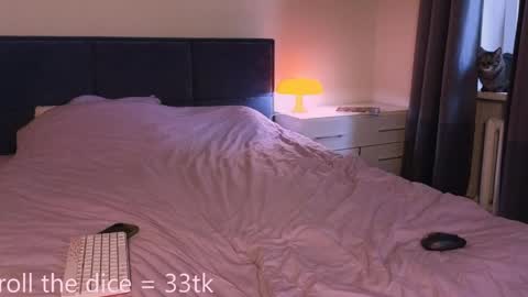 Amy online show from April 2026 09:18:01 AM